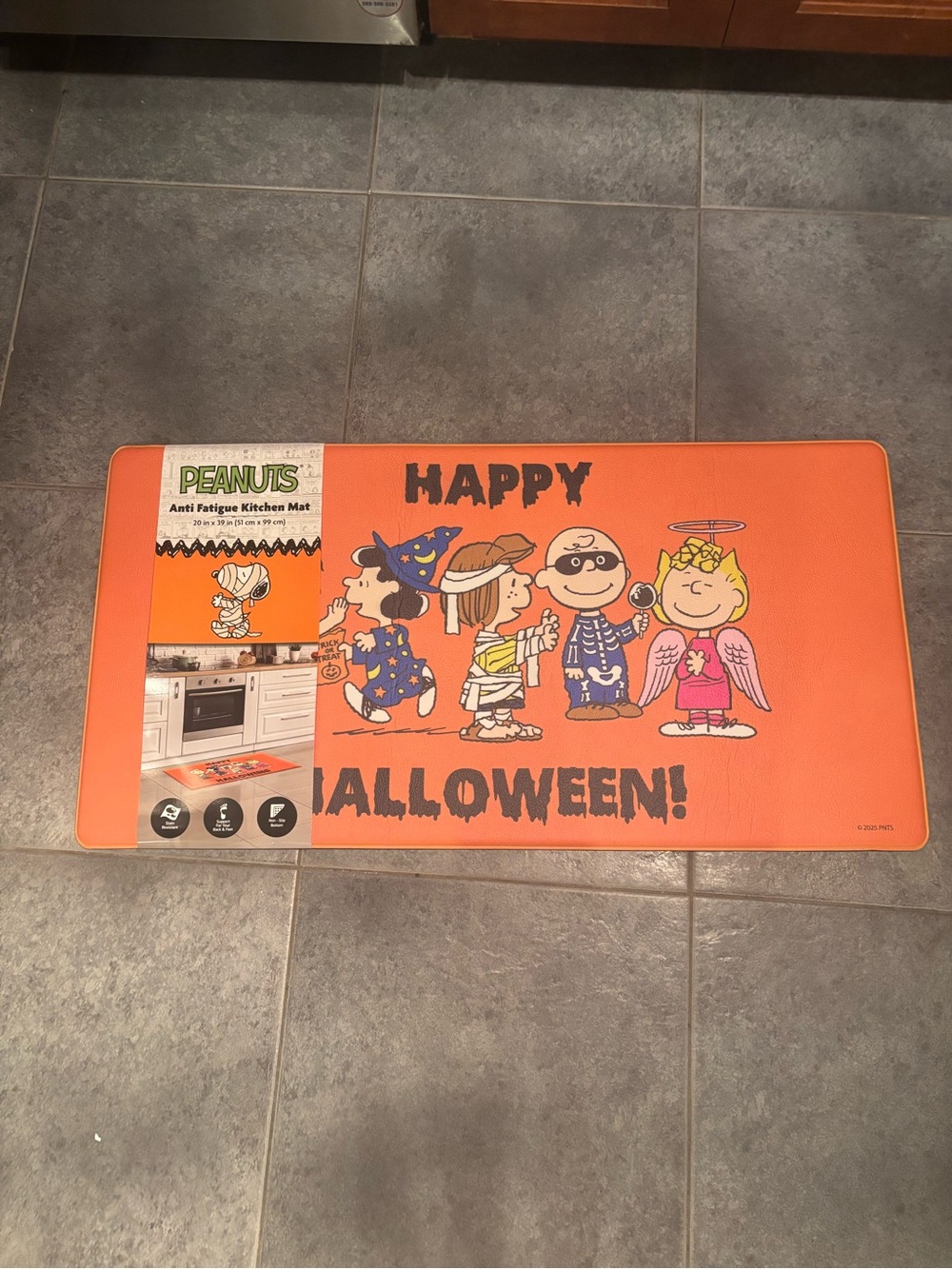 Peanuts 20x39 Orange Happy Halloween Anti fatigue kitchen mat